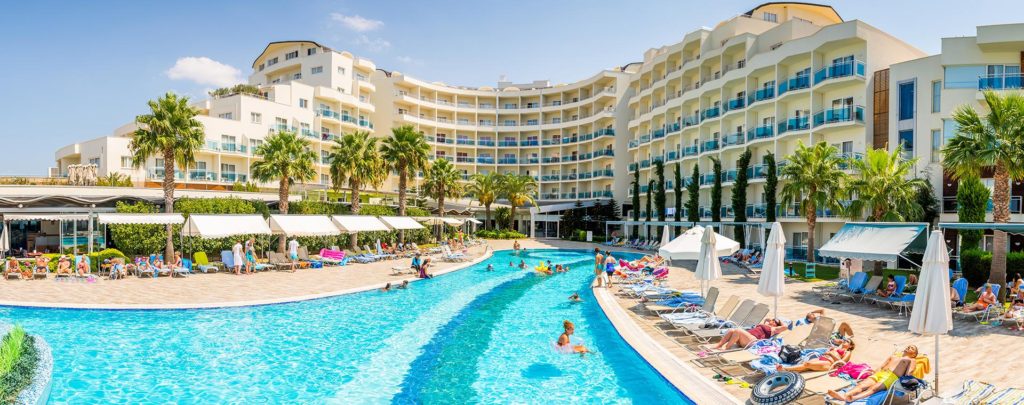 Otelde Yabancı Personellere Çalışma İzni